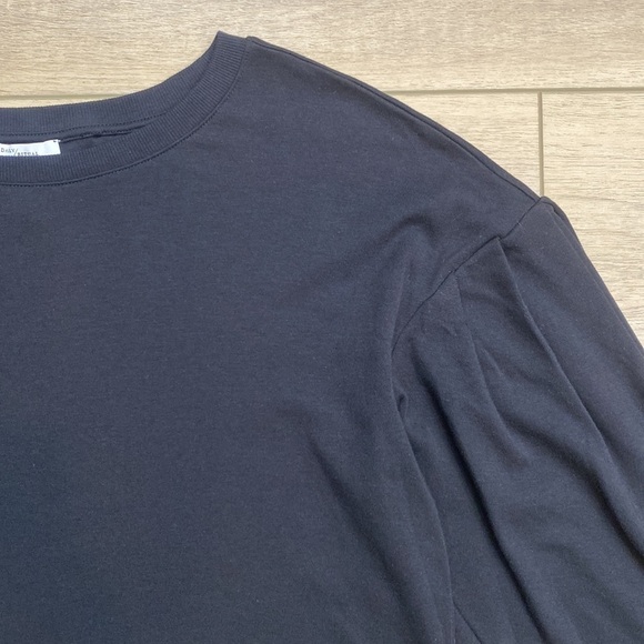 NWOT Daily Ritual | Bateau | Pleated Sweatshirt‎ - Picture 4 of 14